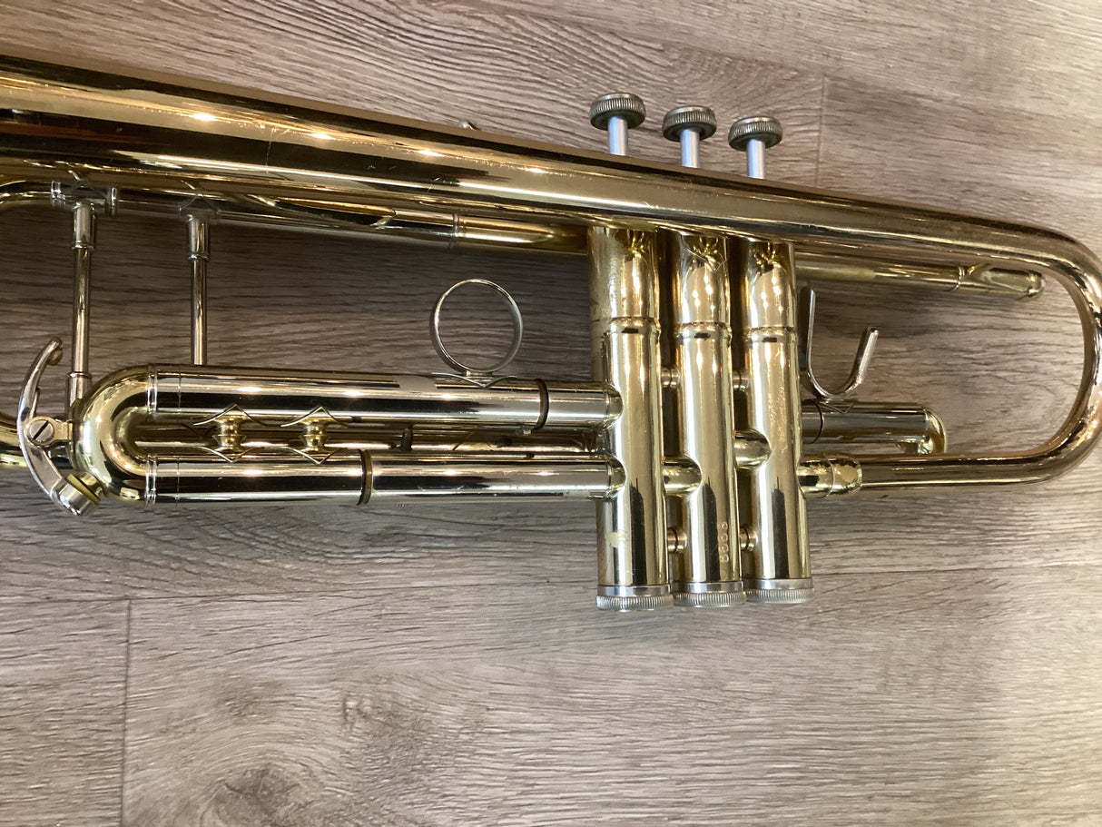 B&S Challenger II Bb Trumpet (Gold Brass Bell) - Lacquer