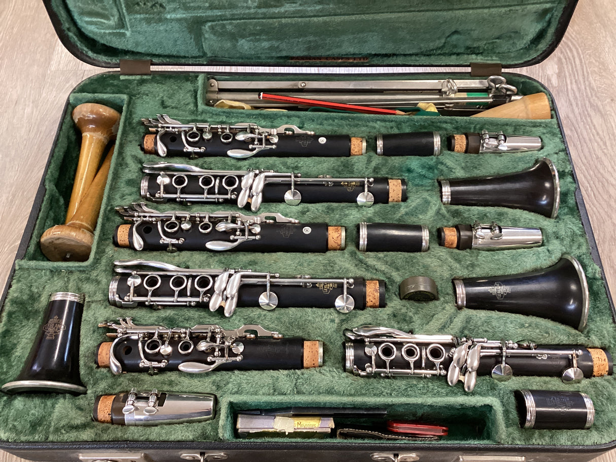 Pair of Leblanc LX Bb & A Clarinets, Leblanc C Clarinet