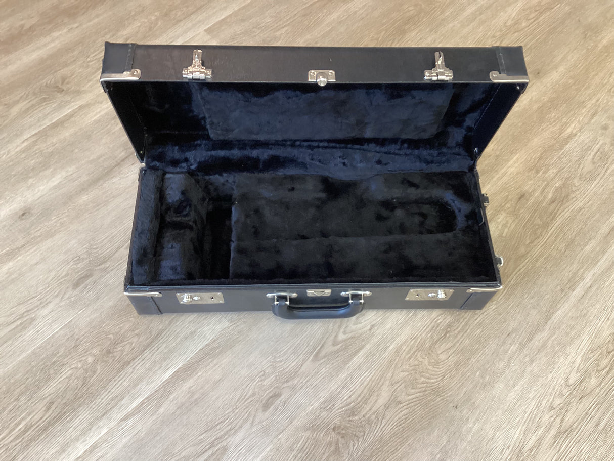 Pre Owned Schilke Single hard case