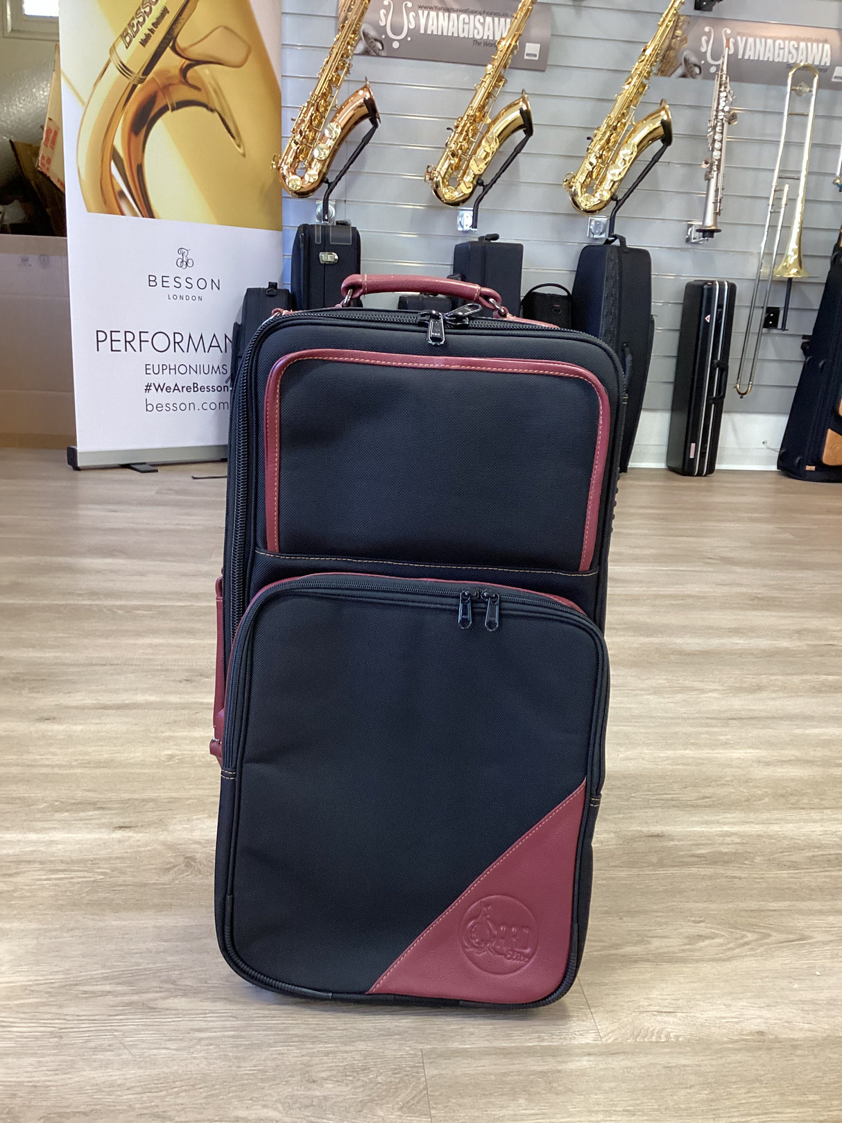 Gard Elite Compact Triple Gig Bag - Synthetic