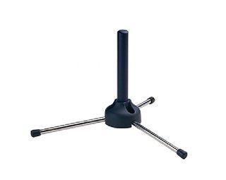 K&M Flute Stand with folding legs