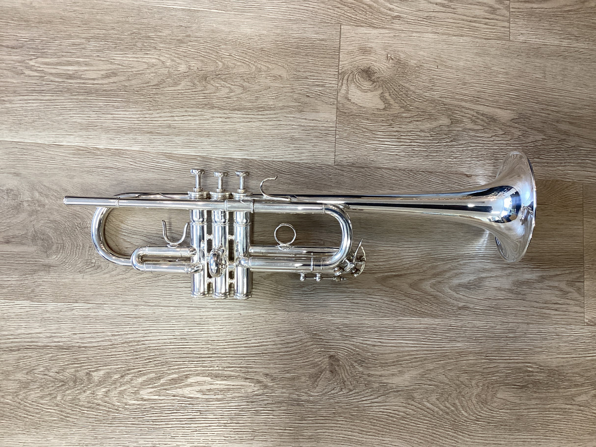 Pre Owned "Burbank" C Trumpet in Silver
