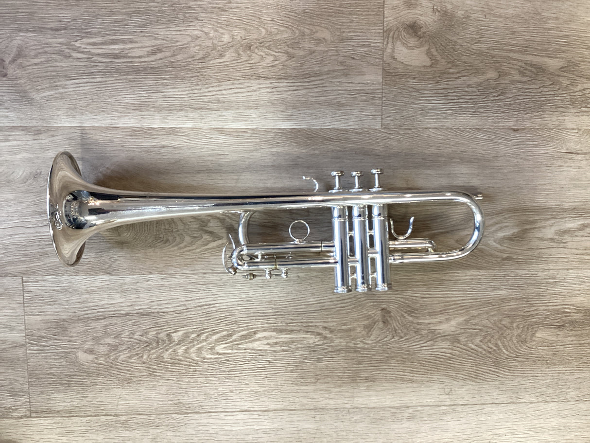 Pre Owned "Burbank" C Trumpet in Silver