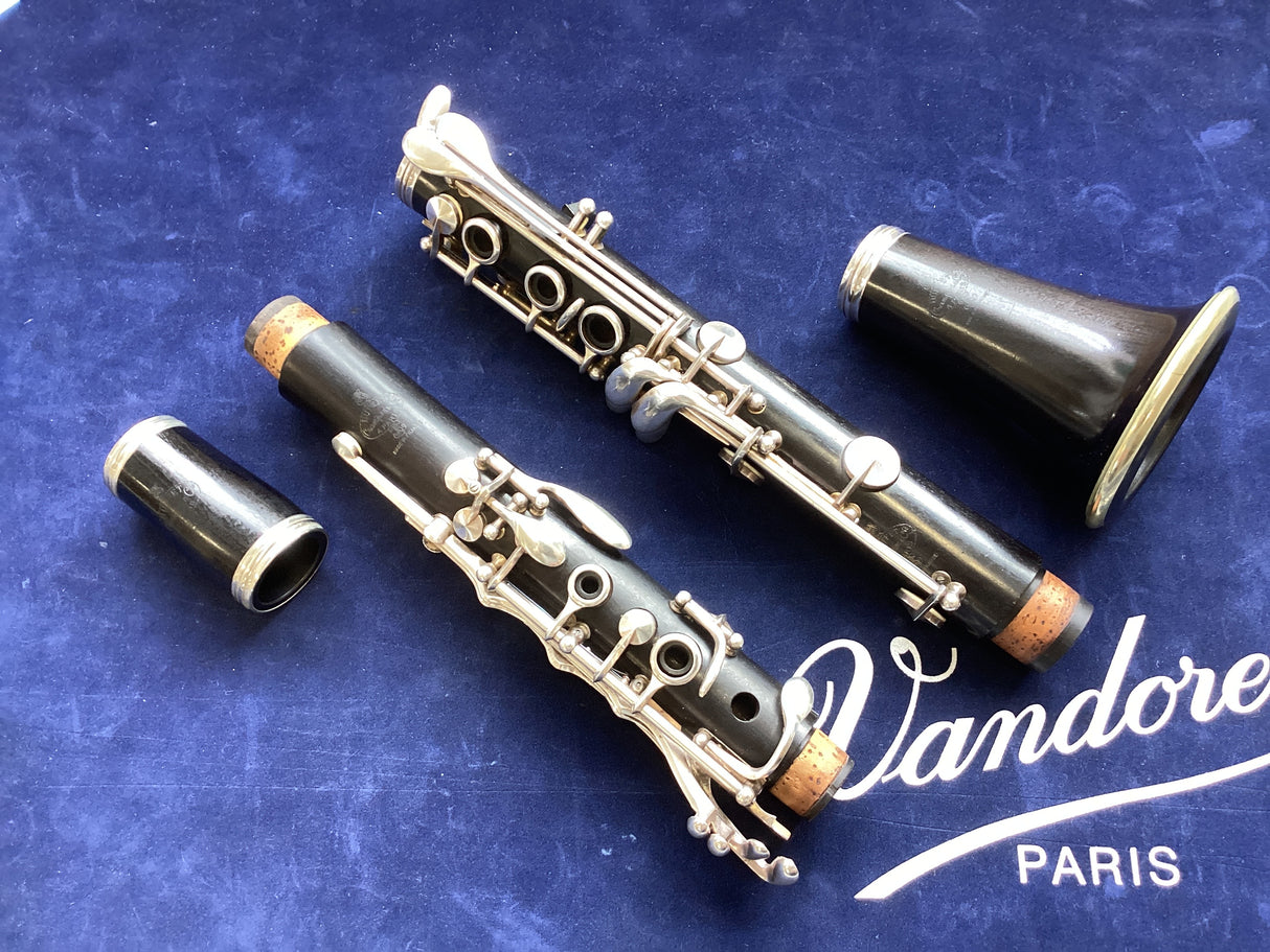 Pre Owned Buffet R13 Bb Clarinet